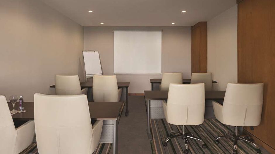 Vivid Jeddah Hotel, Radisson Individuals Meeting