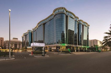 Vivid Jeddah Hotel, Radisson Individuals