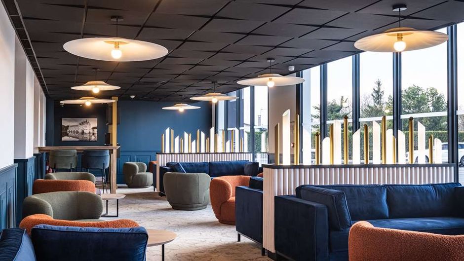 Hotel Kyriad Tours Sud - Ballan Mire Lobby