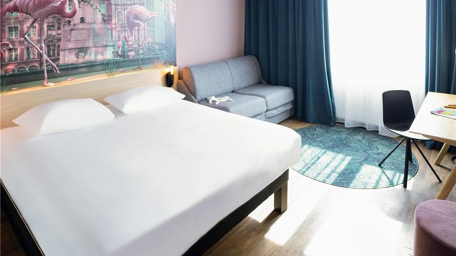 Ibis Styles Lille Neuville en Ferrain Room