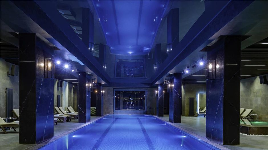 Mercure Tashkent Pool