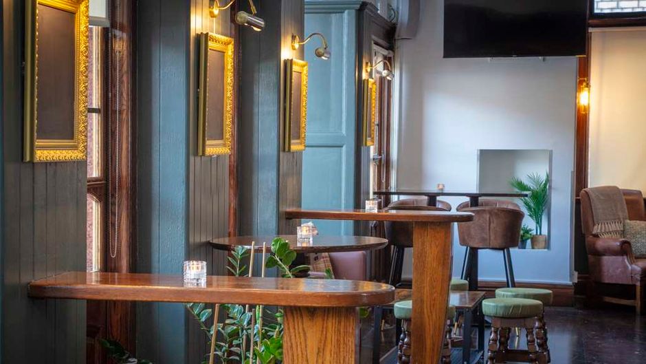 The Crown London Hotel Restaurant