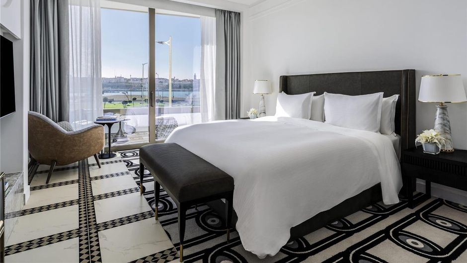 Fairmont La Marina Hotel & Residence Room
