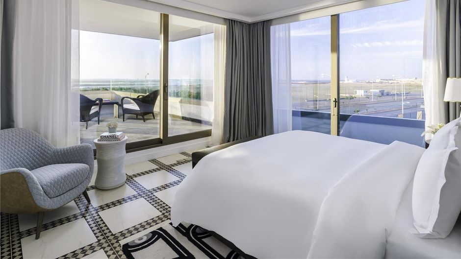Fairmont La Marina Hotel & Residence Suite