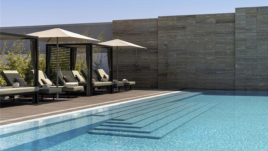Fairmont La Marina Hotel & Residence Pool