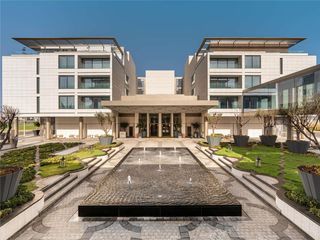 Fairmont La Marina Hotel & Residence
