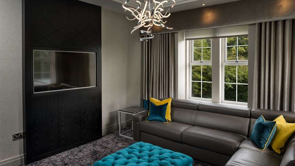 Dalmeny Park Hotel Suite
