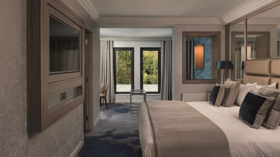 Dalmeny Park Hotel Room