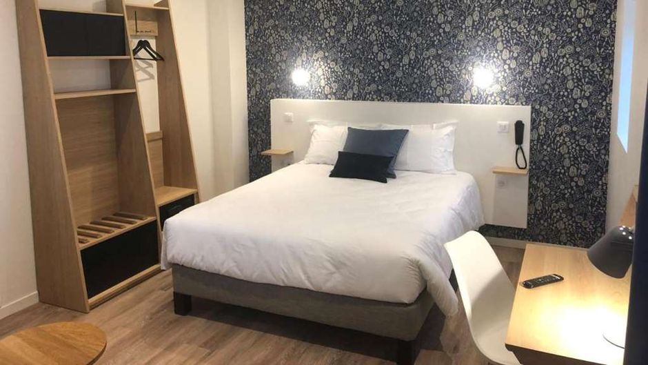 Hotel de la Gare Logis Room