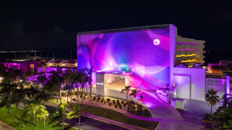 Temptation Cancun Resort Exterior