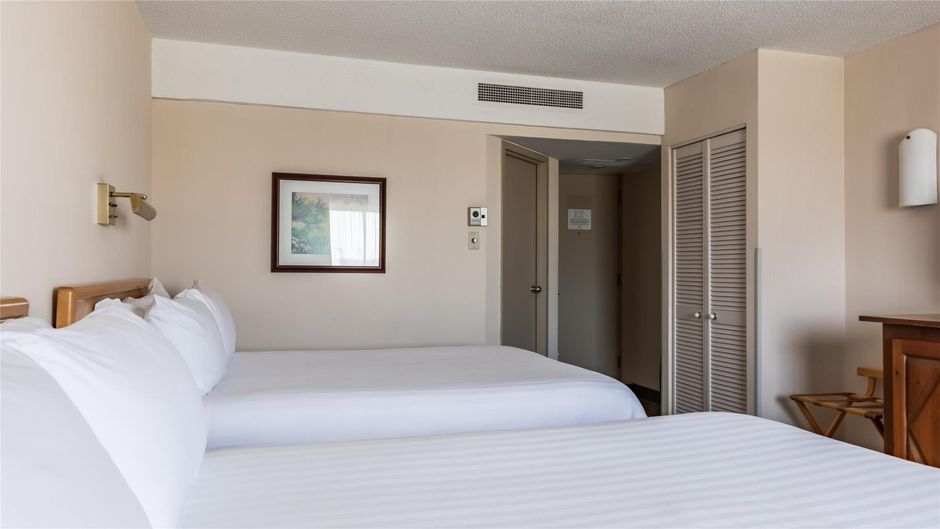 Hotel Gouverneur Trois-Rivieres Room