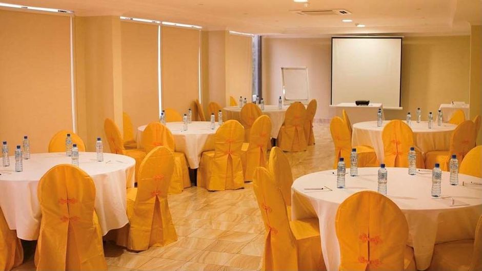 CBD Hotel Meeting