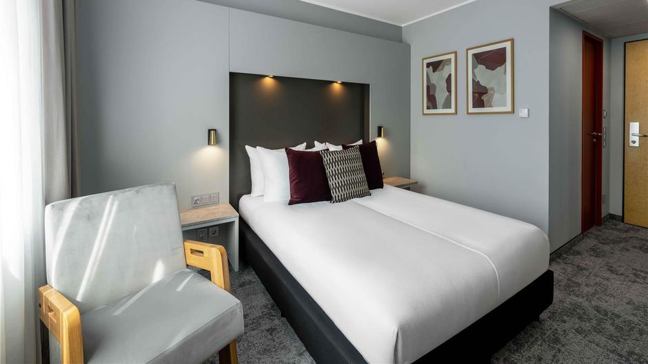 Ramada by Wyndham Essen Room