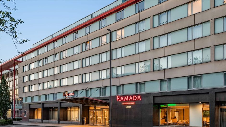 Ramada by Wyndham Essen Exterior