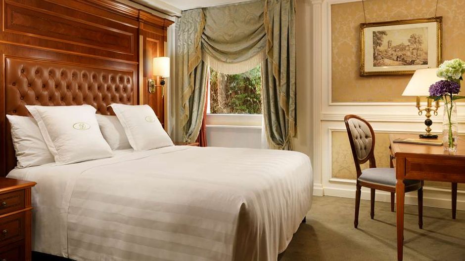 Swiss Diamond Hotel Lugano Room