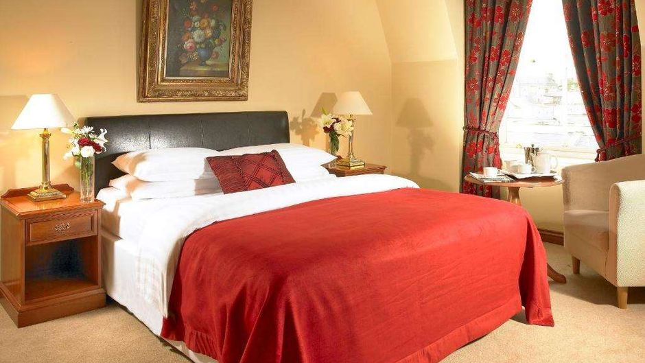 Bridge House Hotel Room