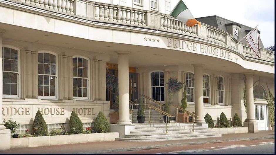 Bridge House Hotel Exterior