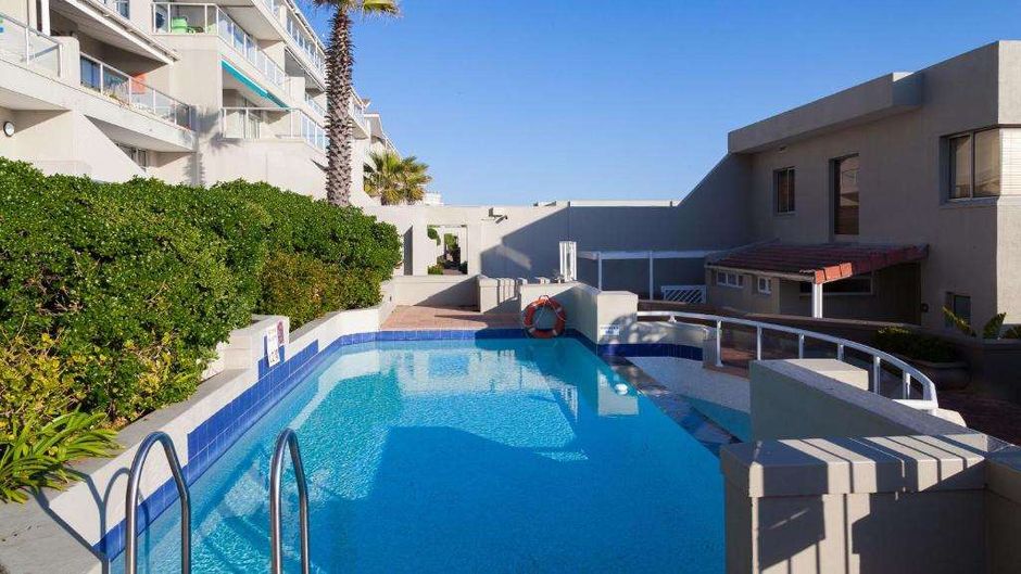 Dolphin Beach Hotel Pool