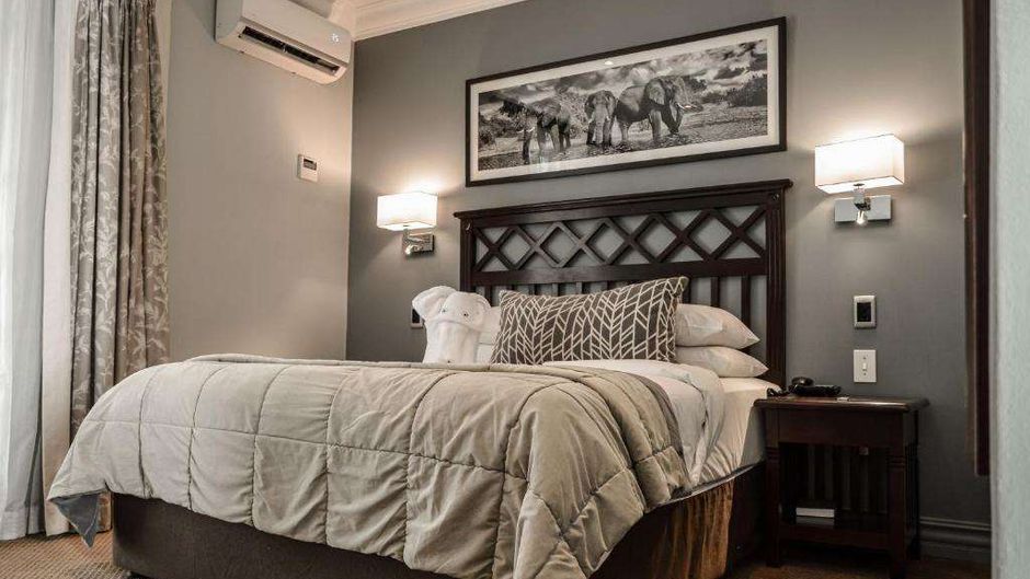 Indaba Hotel and Conference Center Room