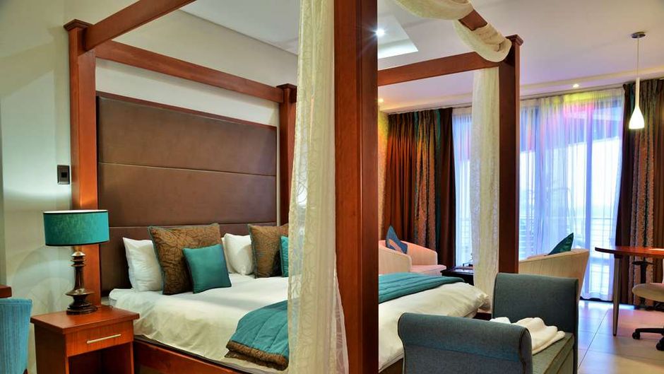 BON Hotel Waterfront Richards Bay Suite