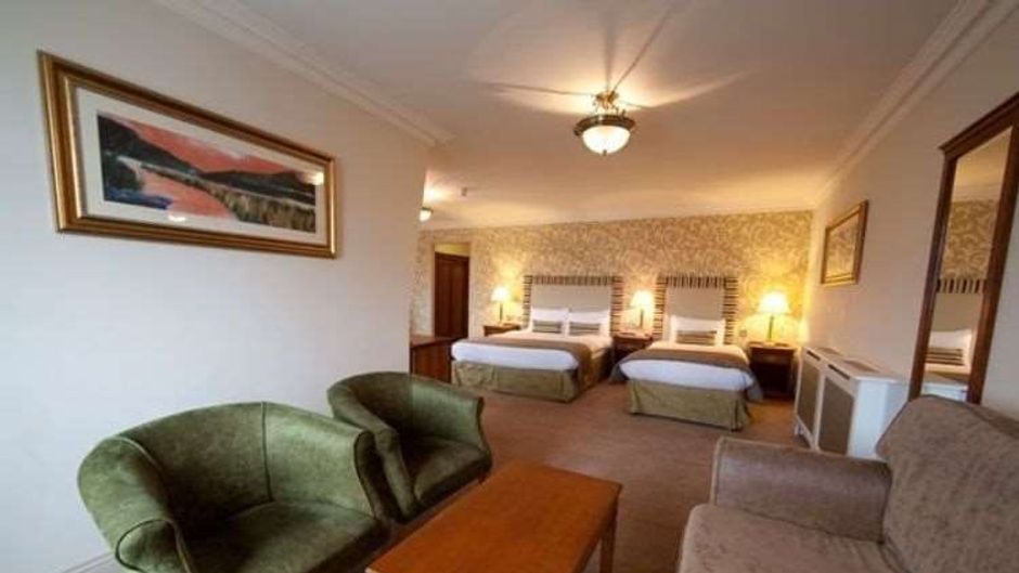 Bracken Court Hotel Room