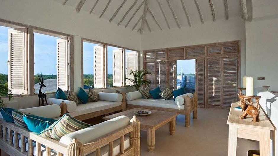 Medina Palms Room