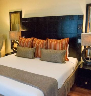 Mount Meru Hotel