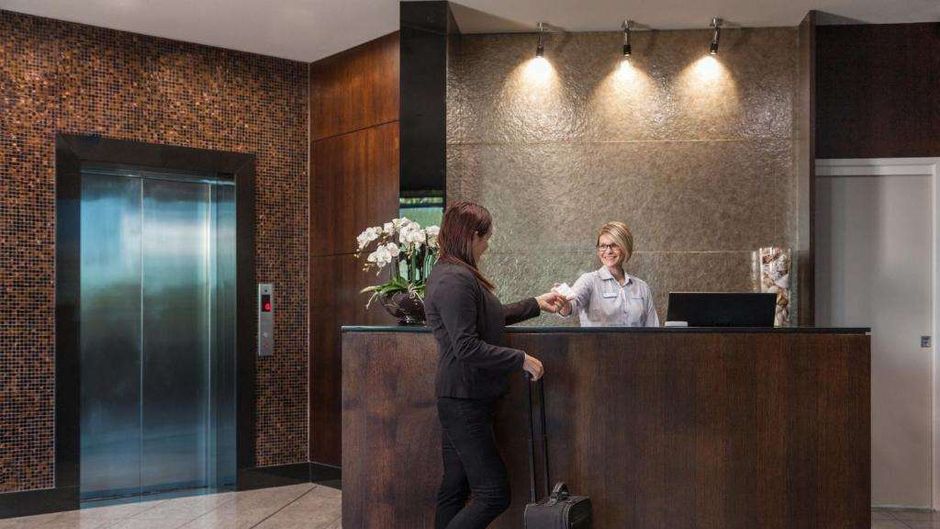Springfield Lakes Hotel Lobby