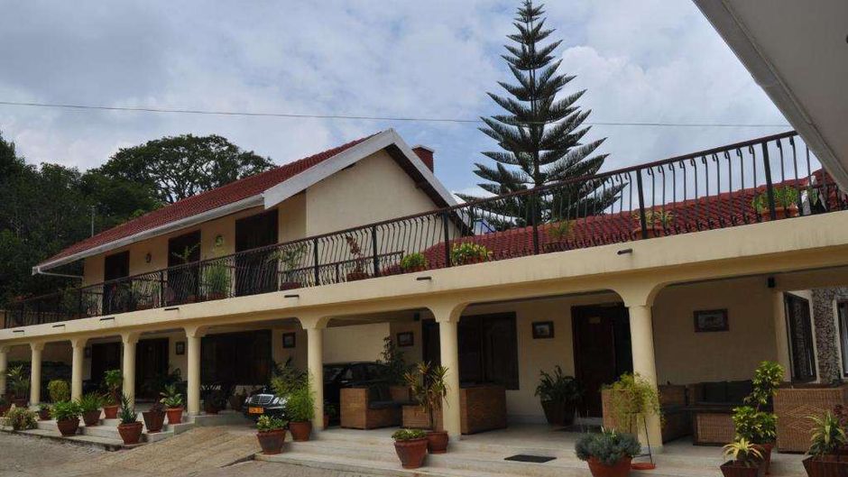 Milimani Lodge Exterior