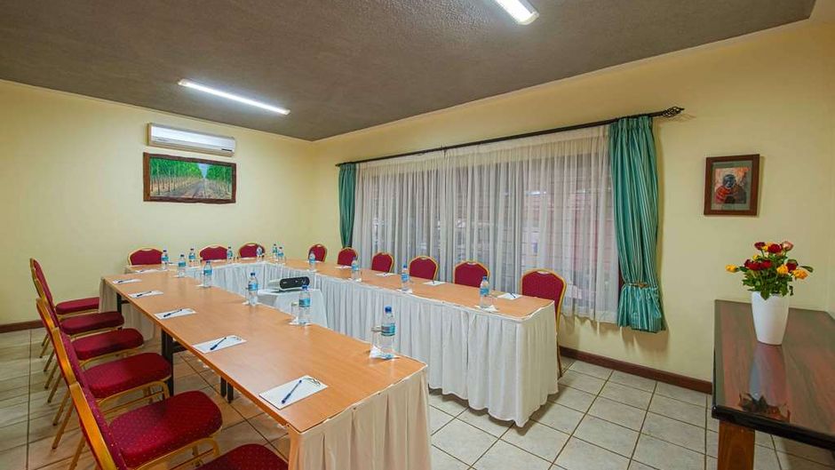 Milimani Lodge Room