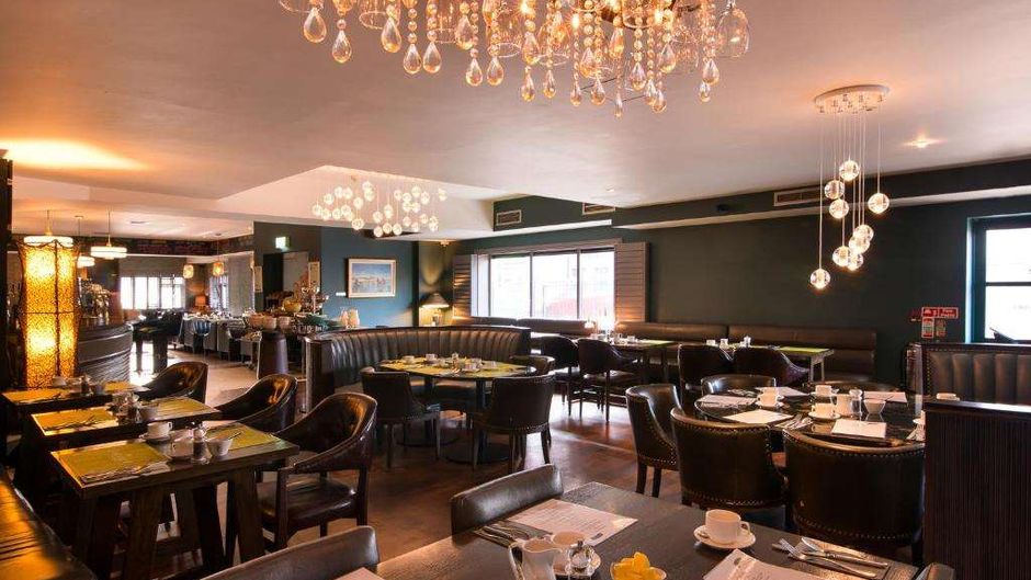 The Twelve Hotel Restaurant