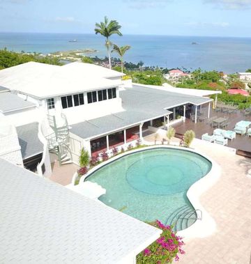 Tradewinds Hotel