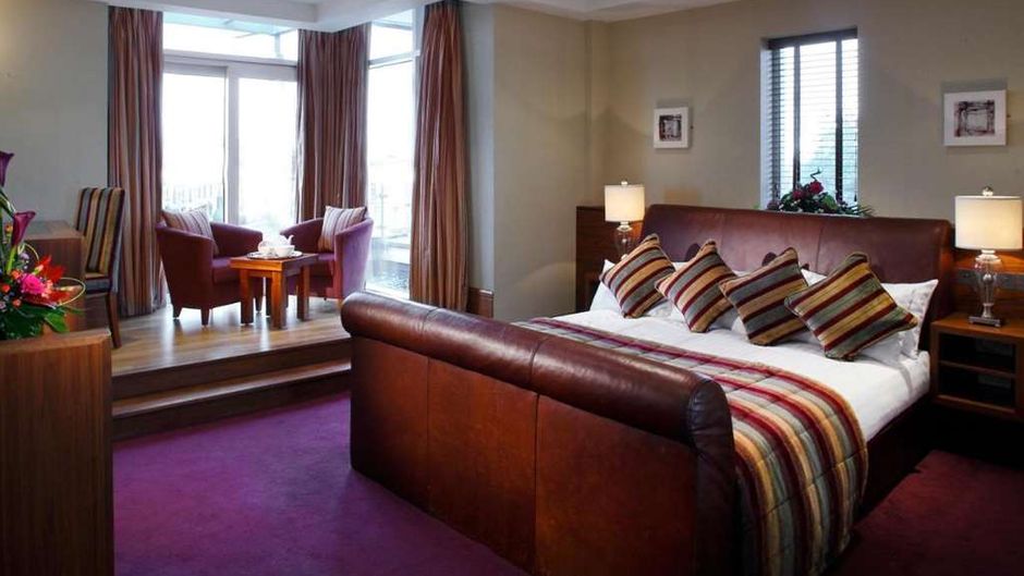 Tullamore Court Hotel Room