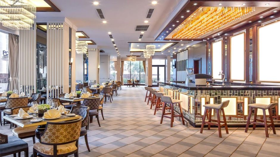 Melia Vinpearl Nha Trang Empire Exterior