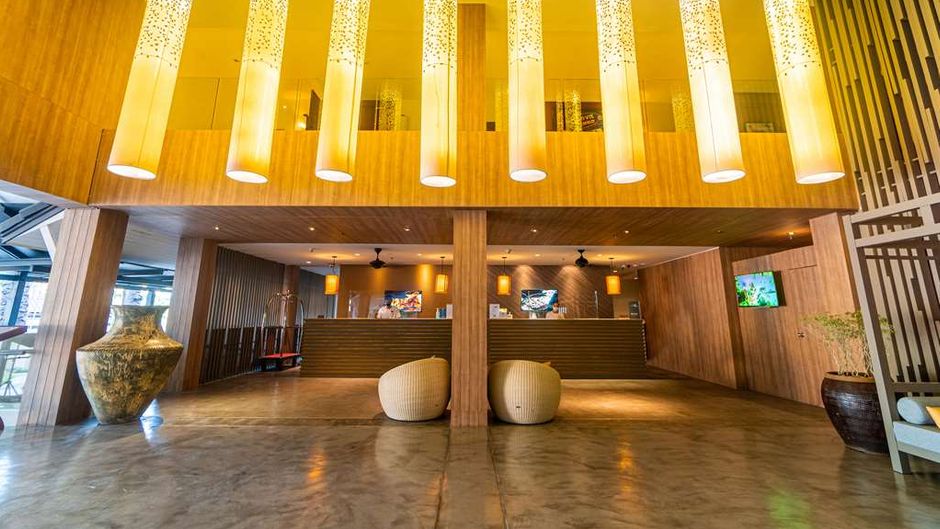 Radisson Resort & Suites Phuket Lobby