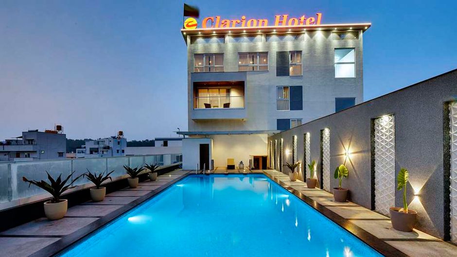 Clarion Hotel Bangalore Pool
