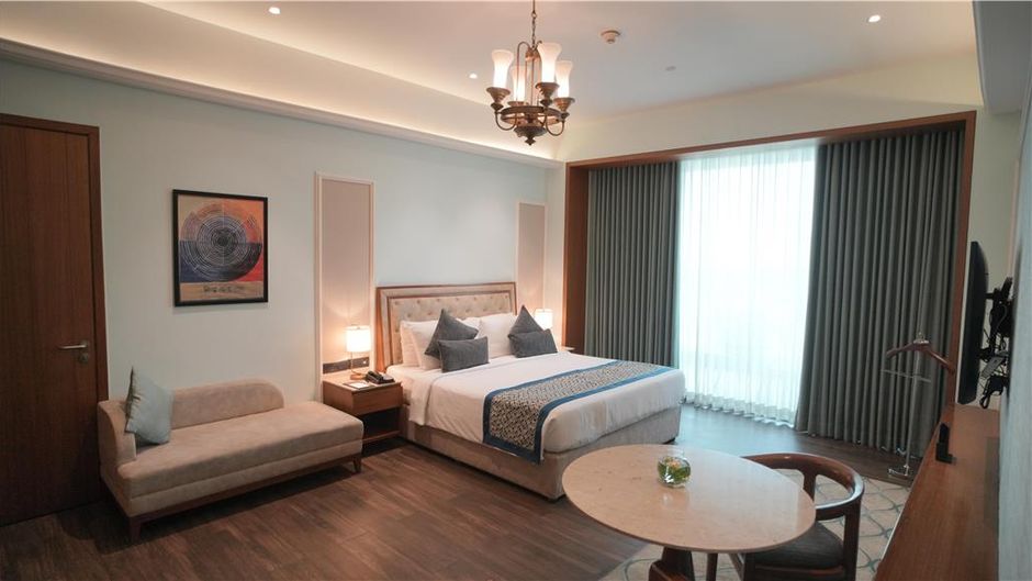 GIFT City Club, Radisson Individuals Suite