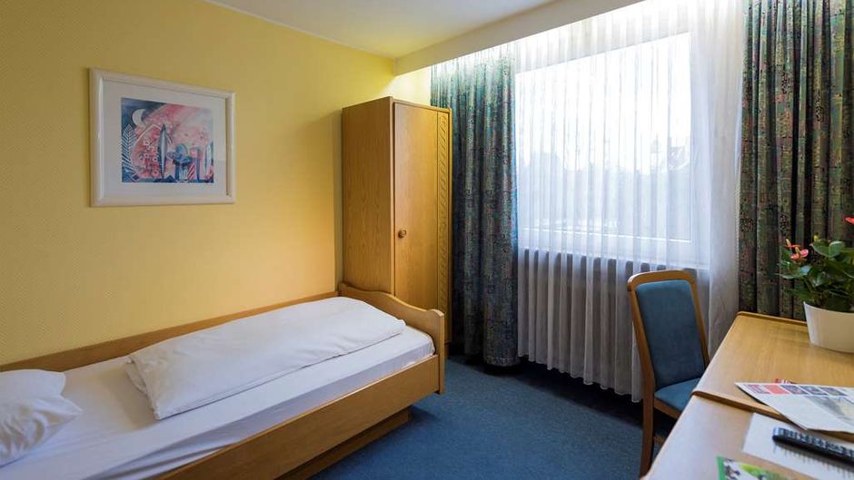 Hotel Hoechster Hof Room