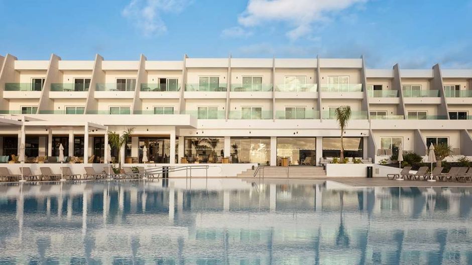 Radisson Blu Resort, Lanzarote Pool