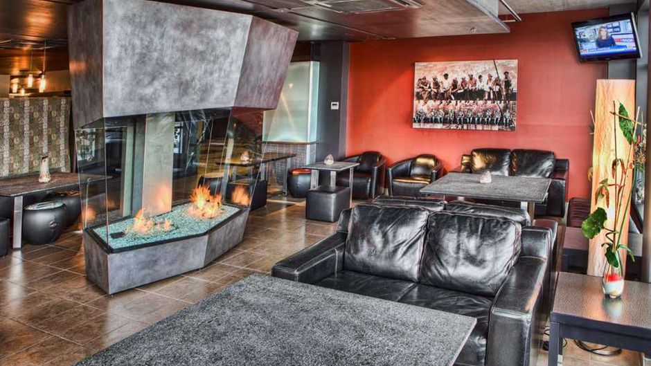 Grand Times Hotel Quebec City Airport Lobby