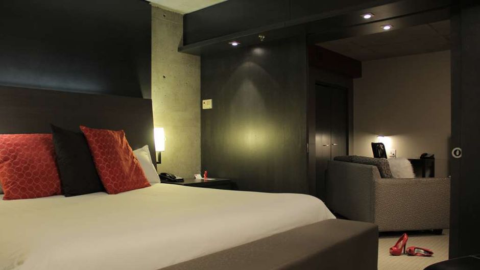 Grand Times Hotel Quebec City Airport Room