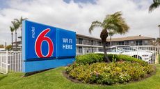 Motel 6 Santa Ana