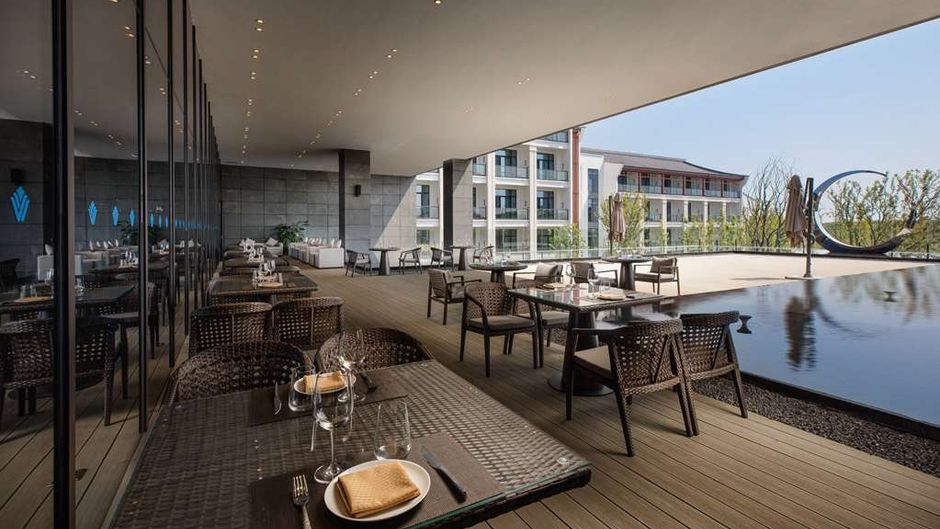 Wyndham Grand Plaza Royale Xiangai Restaurant