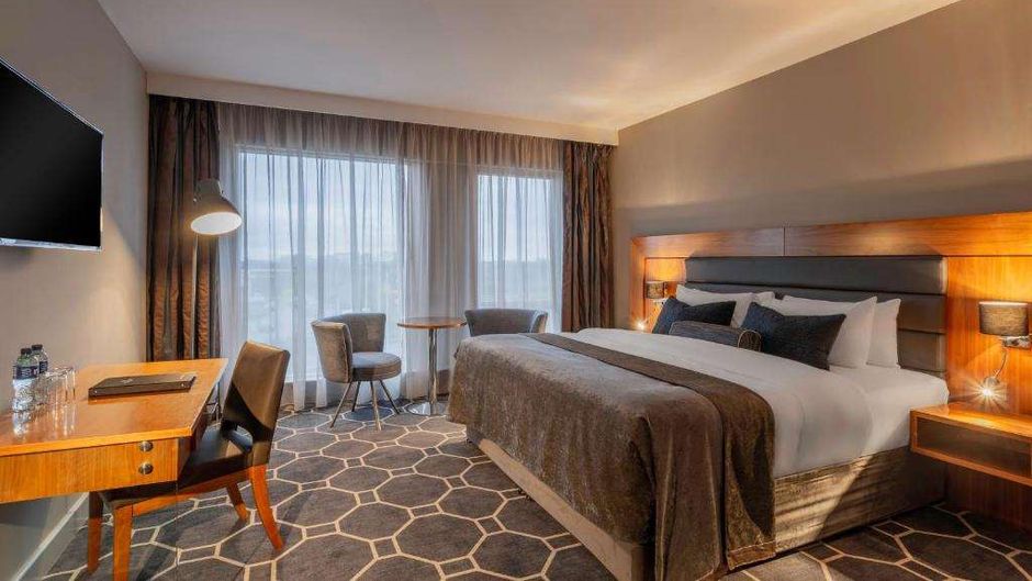 Athlone Springs Suite