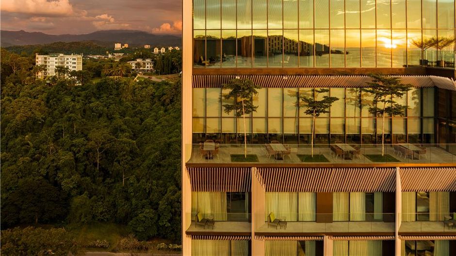 Hyatt Centric Kota Kinabalu Exterior