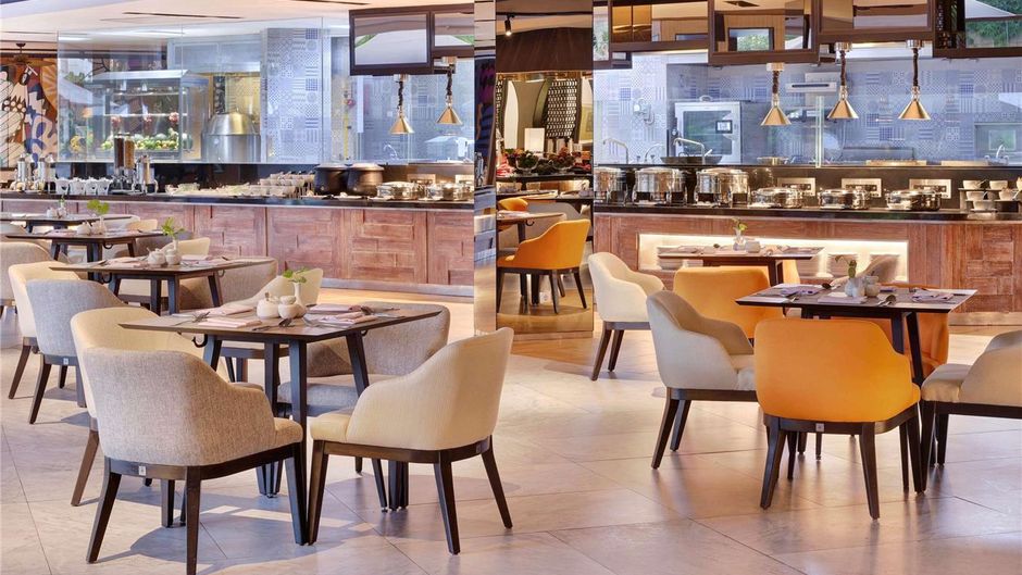 Grand Mercure Bali Seminyak Restaurant