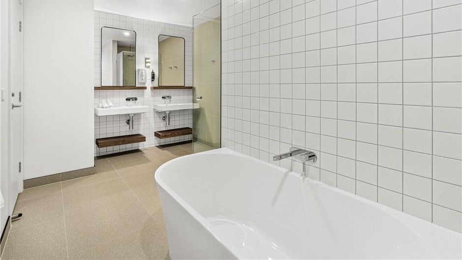 Mercure Pakenham Room