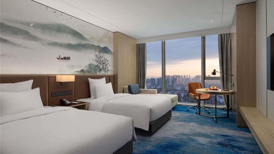 Pullman Huai'an Falcon Room