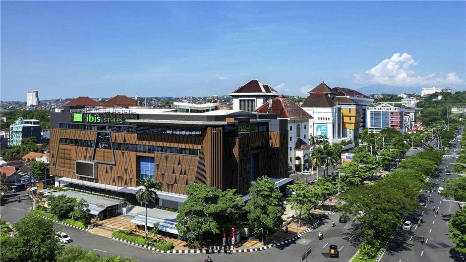 ibis Styles Semarang Simpang Exterior