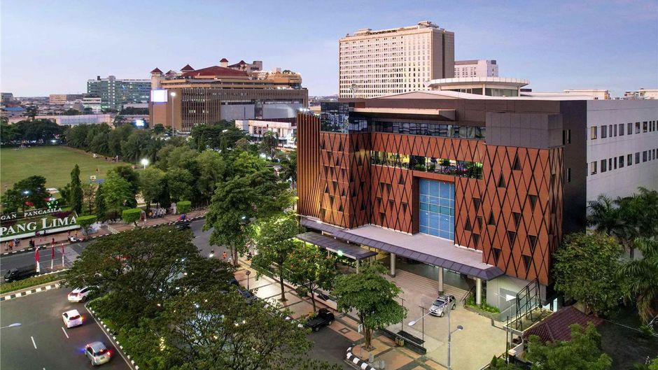 ibis Styles Semarang Simpang Exterior